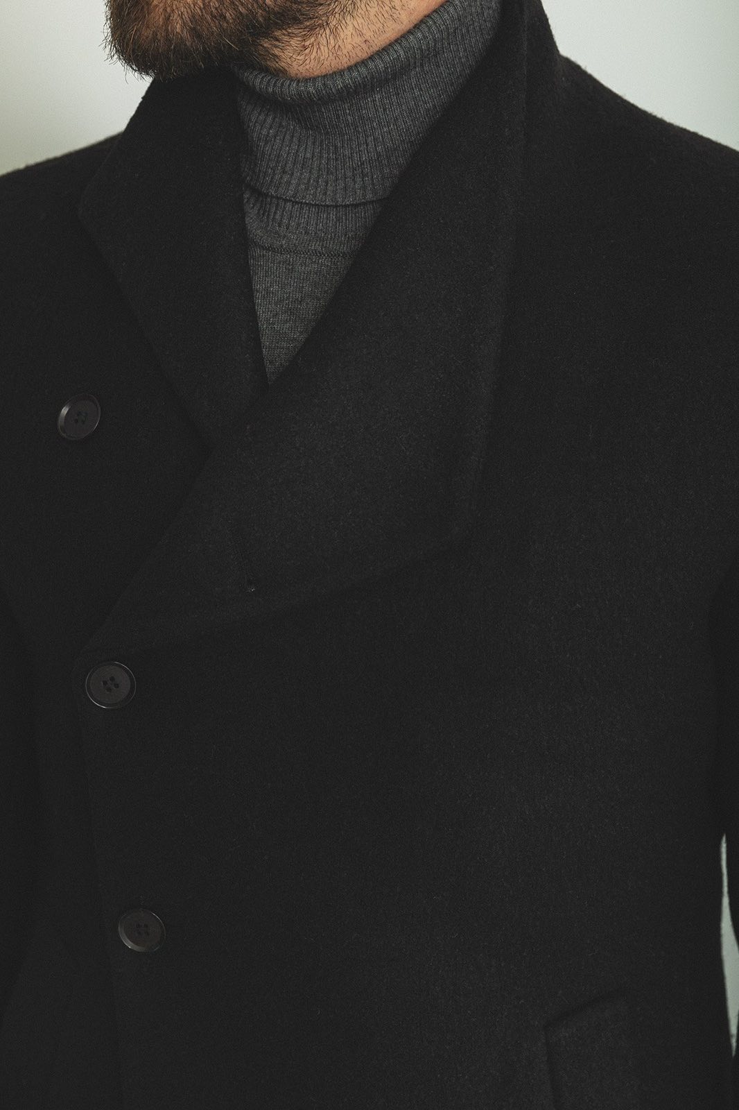 Пальто чорне з застібкою на бік MCR