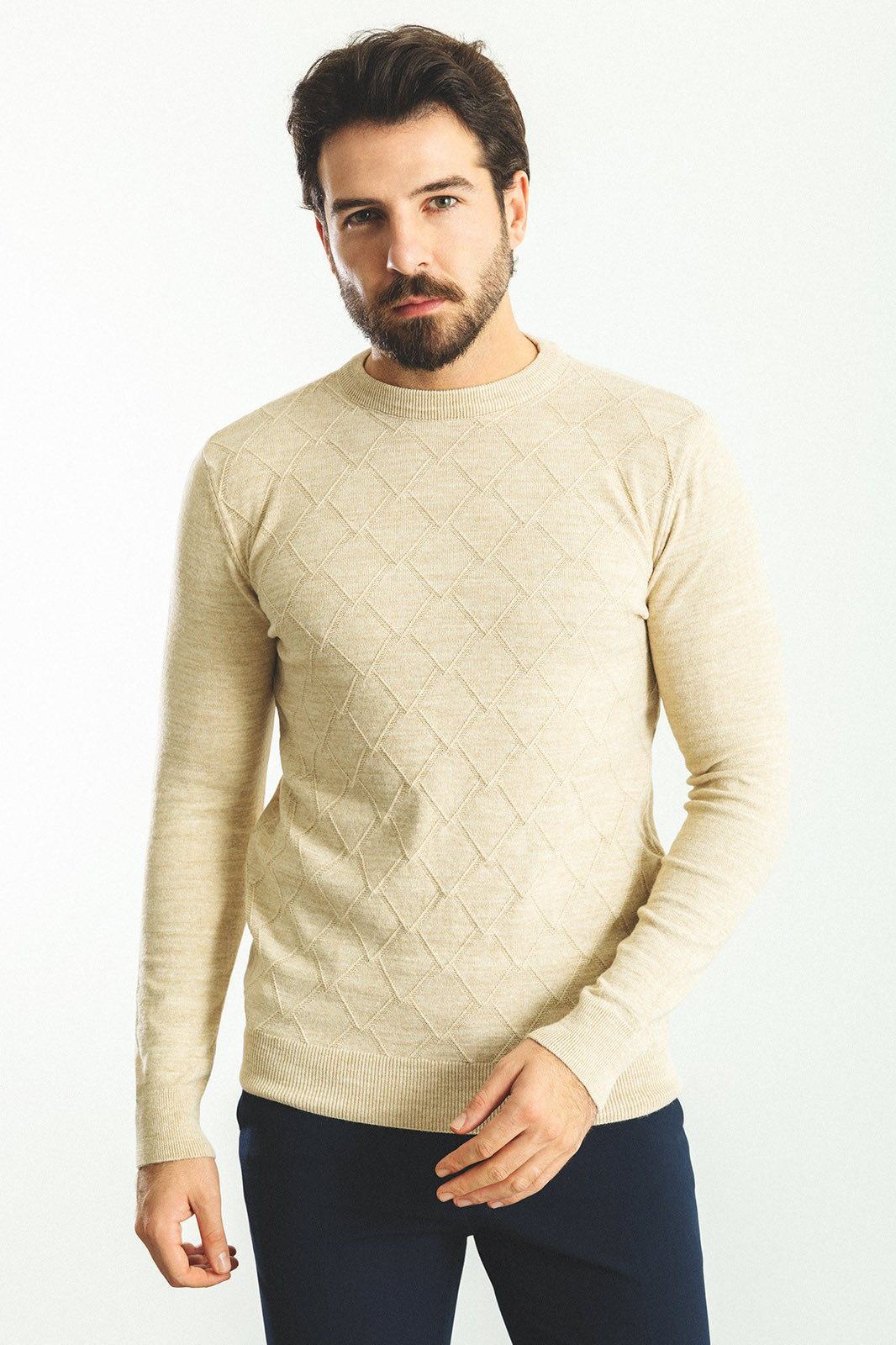 Светр бежевий  в текстурний візерунок MCR