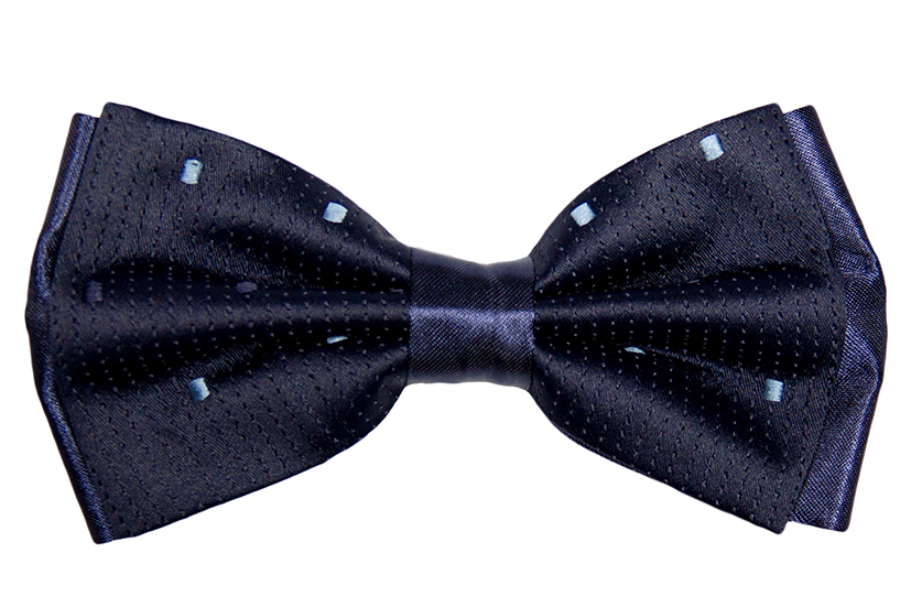 Бабочка тёмно-синяя голубой рисунок