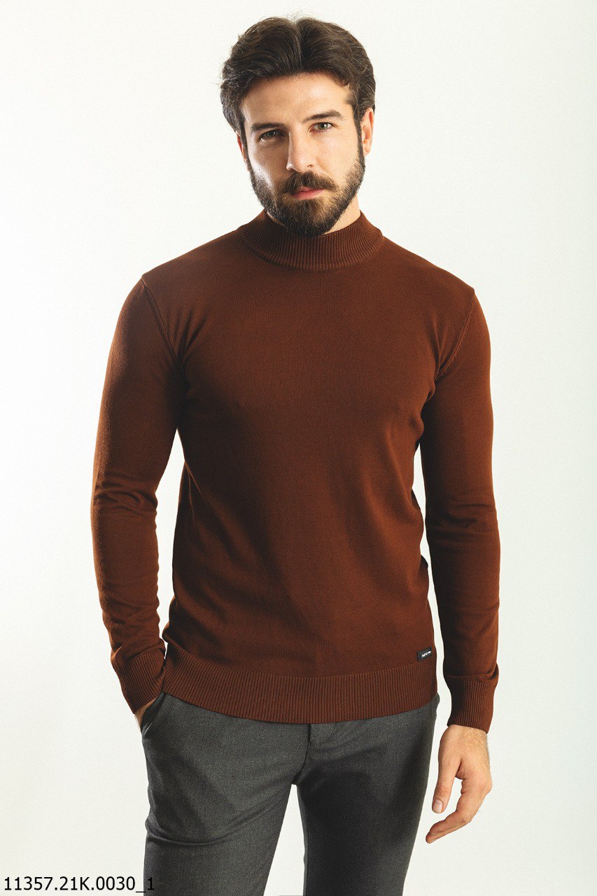 Светр гольф темно- коричневий однотонний MCR