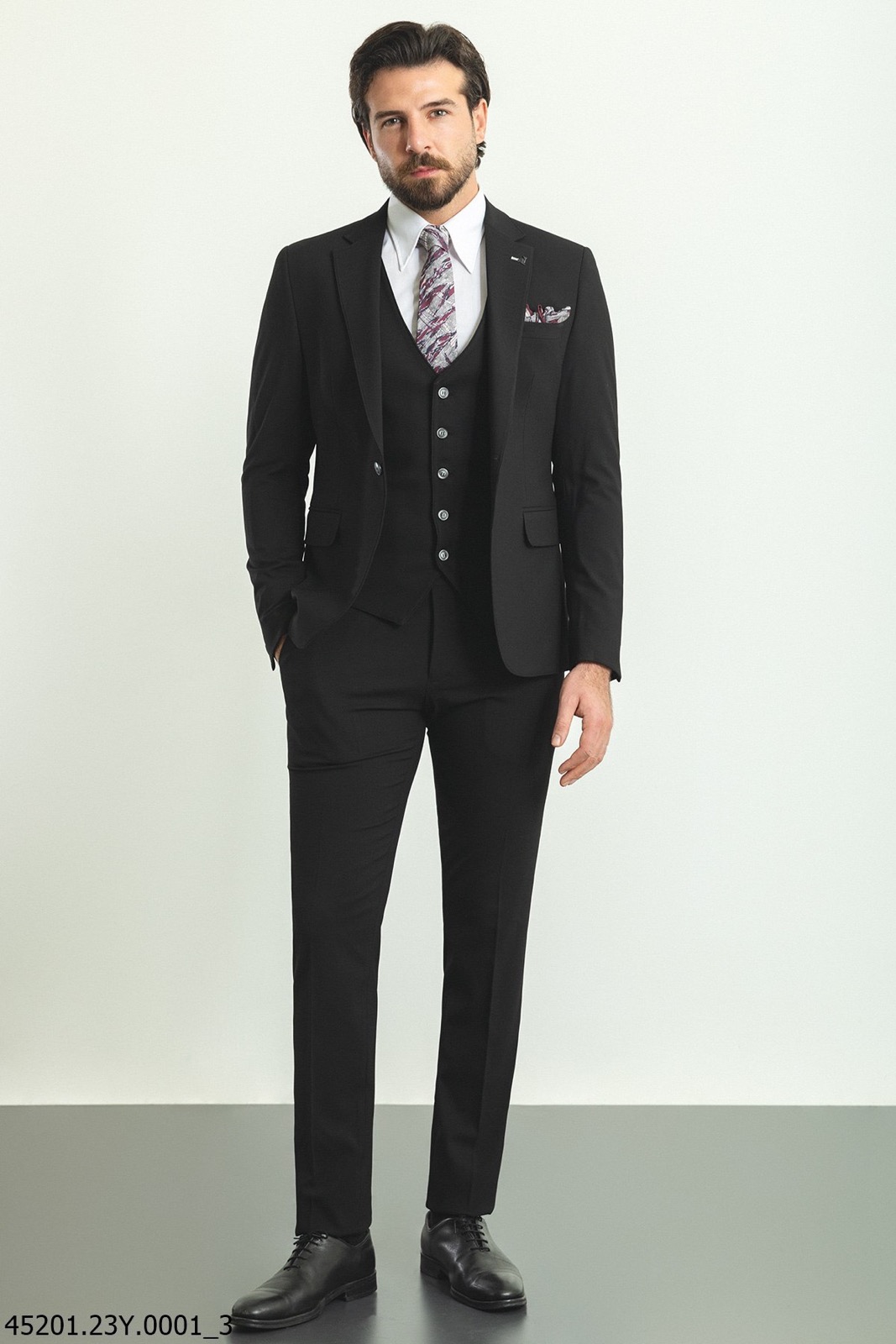 Костюм чорний однотонний трійка MCR 45201-1