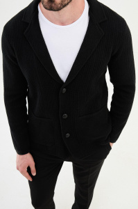 Фото товара Кардиган чорний трикотаж накладні кишені MCR, артикул: 11238-010 Кардигани