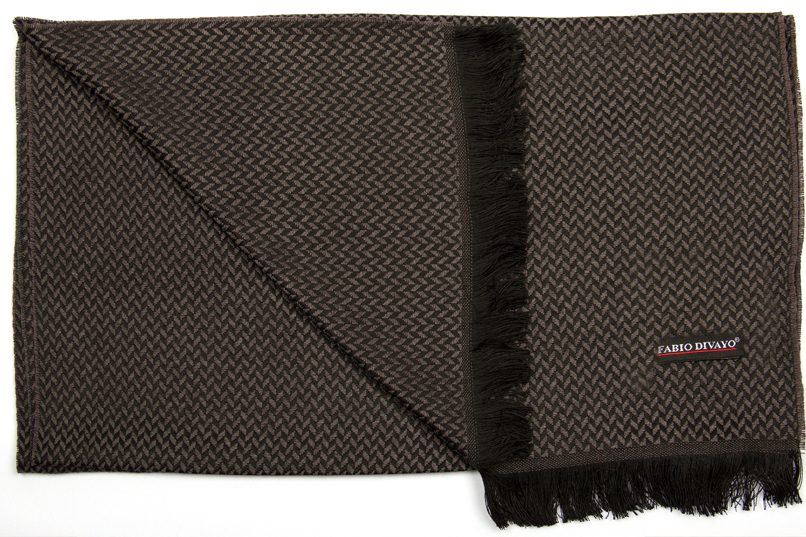 Шарф чёрный в серый рисунок FABIO DIVAYO