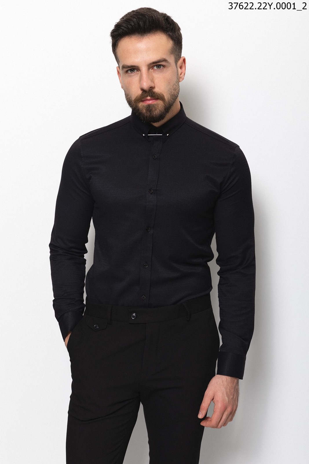 Сорочка чорна текстурна з шпилькою MCR