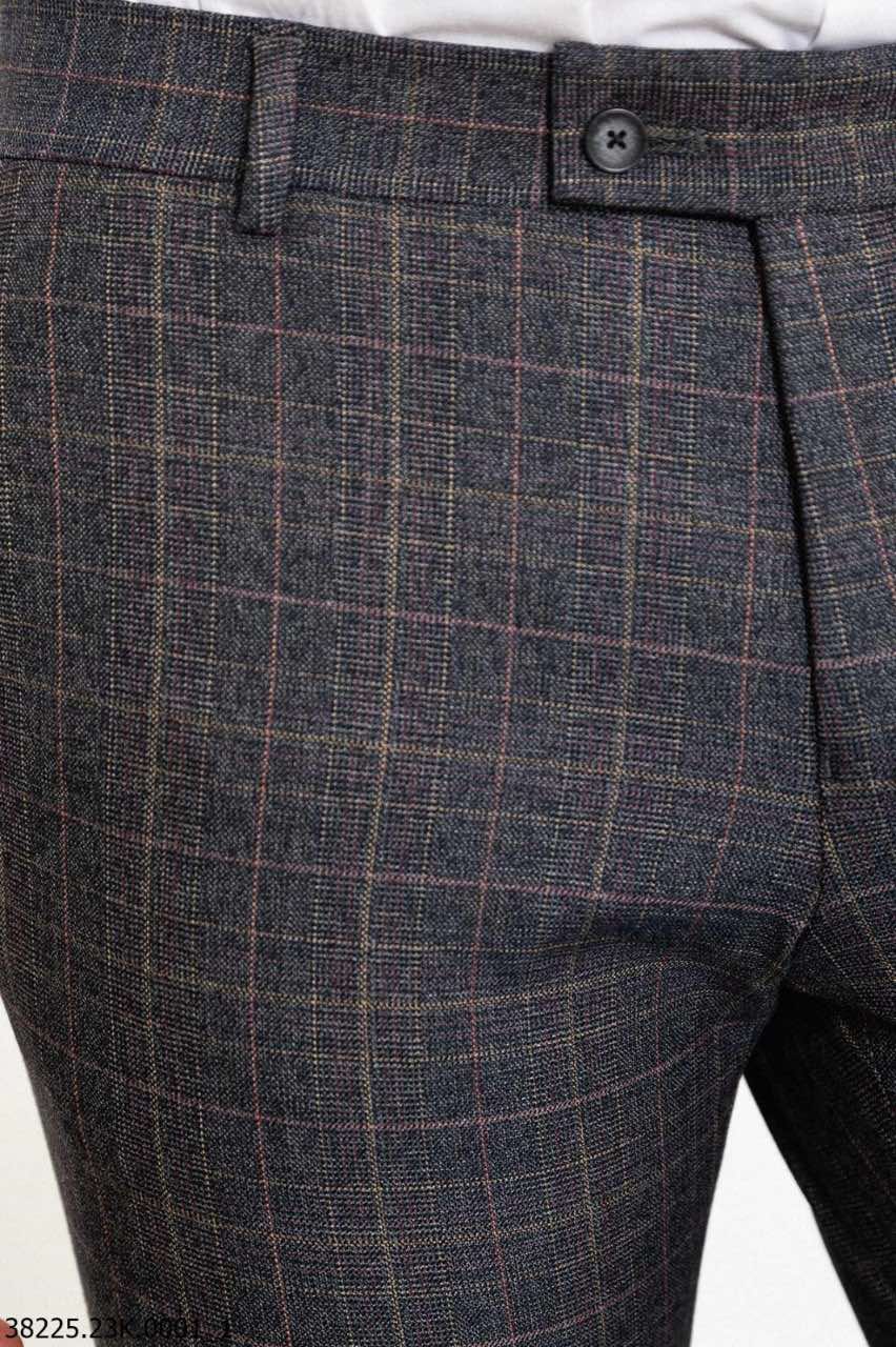 Брюки cірі в коричневу клітинку  MCR