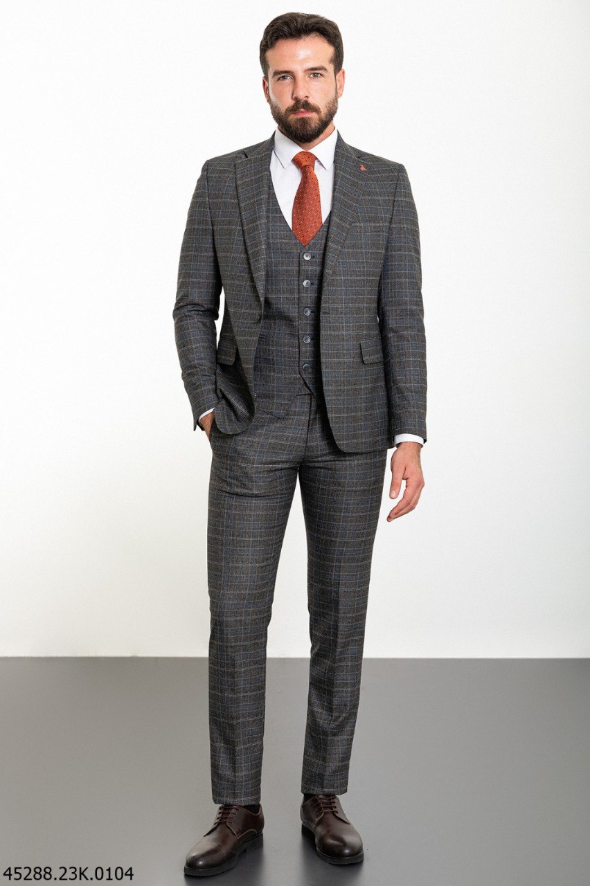 Костюм коричнево-сірий в клітинку MCR