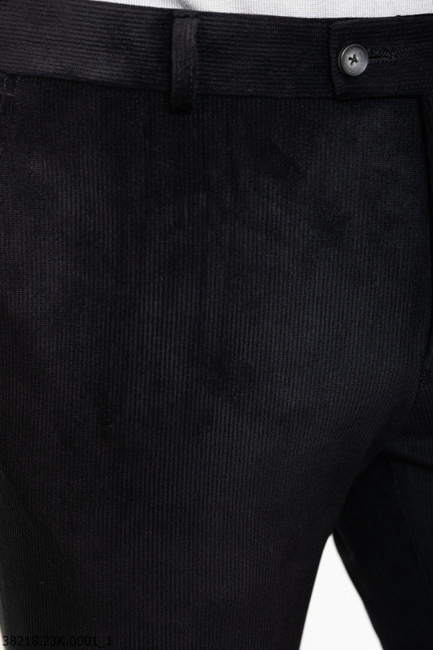 Брюки вельветові чорні на флісі  MCR