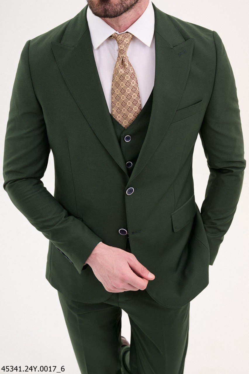 Костюм трійка смарагдовий однотонний MCR