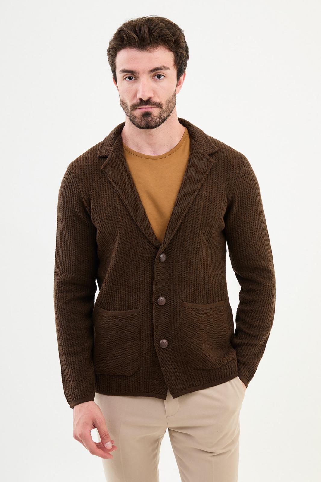 Кардиган темно-коричневийтрикотаж накладні кишені MCR