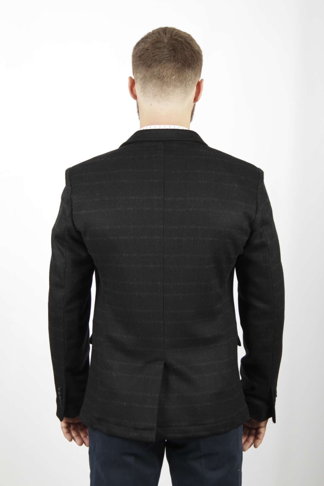 Пиджак чёрный тканевая клетка  SORBINO